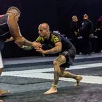 Mike Alves  ⬛⬛⬛⬜🟥🟥⬜⬛ - @maikinhojiujitsu - Instagram