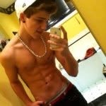 Bently Mike Broder - @that_oneboy__ - Instagram