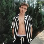 MikeGullian123 - @mikegullian123 - Instagram