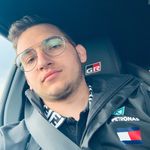 Michał Janowski - @mike_janowski - Instagram