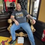 Mike Knotts - @mikeykysailor - Instagram