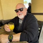 Mike Palacios - @mike.palacios.9406 - Instagram