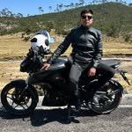 @__mikereyes__ - Instagram
