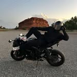 Miles Beck - @mmmmmiless - Instagram