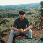 Miles Benedict - @milesbenedictgalvadores - Instagram