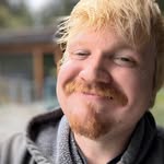 Miles Bennett - @thesmilesbee - Instagram