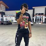 Myles Lawson - @_mylo0 - Instagram