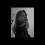 Miles Willis - @szobiguelfi - Instagram