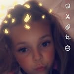 👱🏼‍♀️💅🏻💄💋👄🤳👛👑 - @mileywrightxox - Instagram