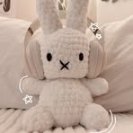 Millie Kim - Facebook