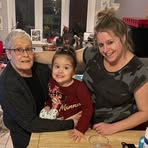 Millie Knapp - Facebook