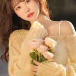 Millie Lee - Facebook
