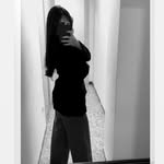 Millie_Lee - @mel_velsal - Instagram