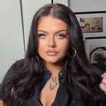 Millie Newman - @millienewman - Instagram