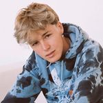 ¡! 𝗠𝗶𝗹𝗼 𝗪𝗶𝗻𝘁𝗲𝗿 ¡! - @cxmbxcket - Instagram