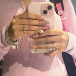 MIMI - @mi_mi_mills - Instagram