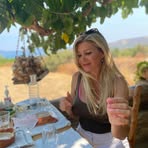 Minna Brewer - Facebook