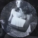 helen watson - @mindibell - Instagram