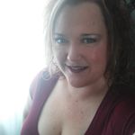 Mindy K Cook - @safire0077 - Instagram