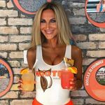 Mindy - @mindydouglas79 - Instagram
