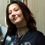 Mindy Holt - @mindy.holt.56 - Instagram