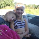 Mindy Hurst - @mindyjoshhurst - Instagram
