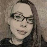 Mindy Potter - @minders_mcsmokesalot - Instagram