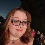 Mindy Schneider - @sweetiecometgirl - Instagram