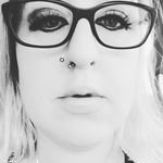 mindy silva - @skittlesorchards - Instagram