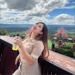 Minnie Queen - Facebook