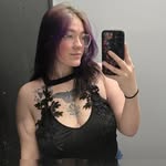 Miranda Becker - @my.real.name.is.rose - Instagram