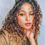 Miranda - @mir.andakeller - Instagram