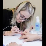 Miranda Herstine - @miranda_little.nail.nest - Instagram