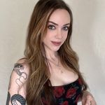 Miranda Meeks - @mirandameeks - Instagram