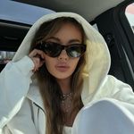 Olivia - @mirandamercer871 - Instagram