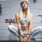 Miranda Nichols - @mirrmadeyoga - Instagram