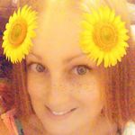 Miriam Cross - @miriamcross1 - Instagram