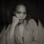 Miriam Frederick - @miriam.frederick.16 - Instagram