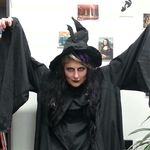 Miriam Holder - @_batwitch_ - Instagram
