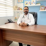 Dr. Misael Mena González.   Neumólogo Pediatra - @menamisael - Instagram