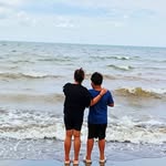Missy De Leon - @mr.edtor0 - Instagram