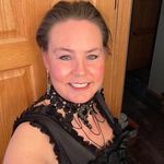 Misti Munson - @lovetheskinyourein75 - Instagram