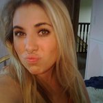 Mitzi Palmer - @truevenuelegend - Instagram