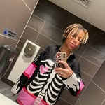 Amiya - @miya._graves - Instagram