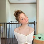 Mia Schneider - Facebook