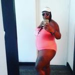 Moet Jones - @jonesmoet - Instagram