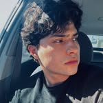 @moises___leon - Instagram