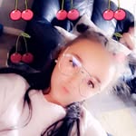mollie doyle - @mollieisnotaworm - Instagram