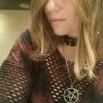 Molly Reece - @est_incalifornia1996 - Instagram