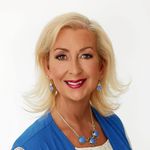 Molly Reece McCollum - @mollysbling - Instagram